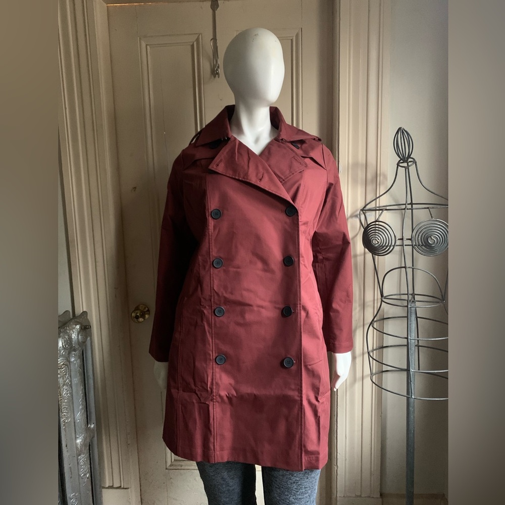 NWT Women’s Universal Standard Rust Derjon trench coat